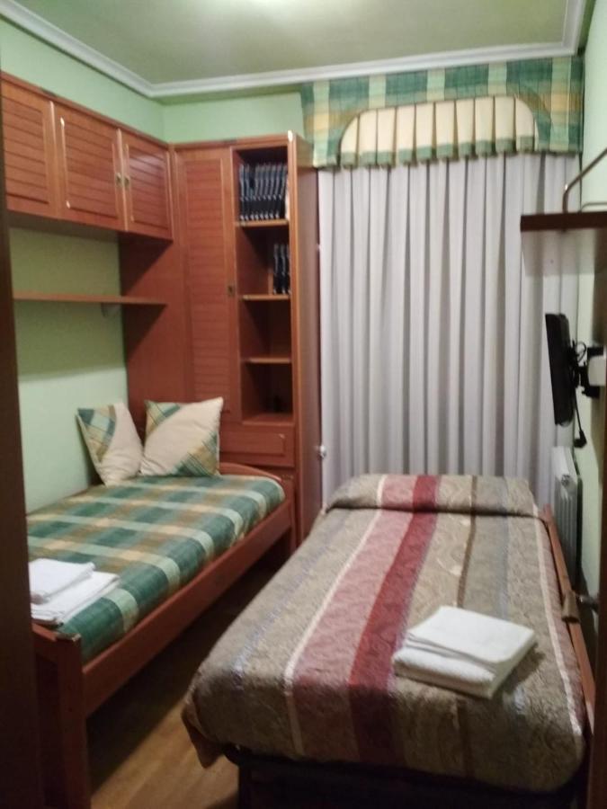 Apartamento GALLARZA con Parking Ezcaray Bagian luar foto