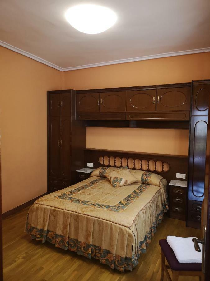 Apartamento GALLARZA con Parking Ezcaray Bagian luar foto