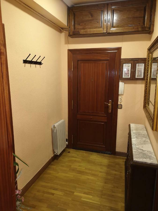 Apartamento GALLARZA con Parking Ezcaray Bagian luar foto