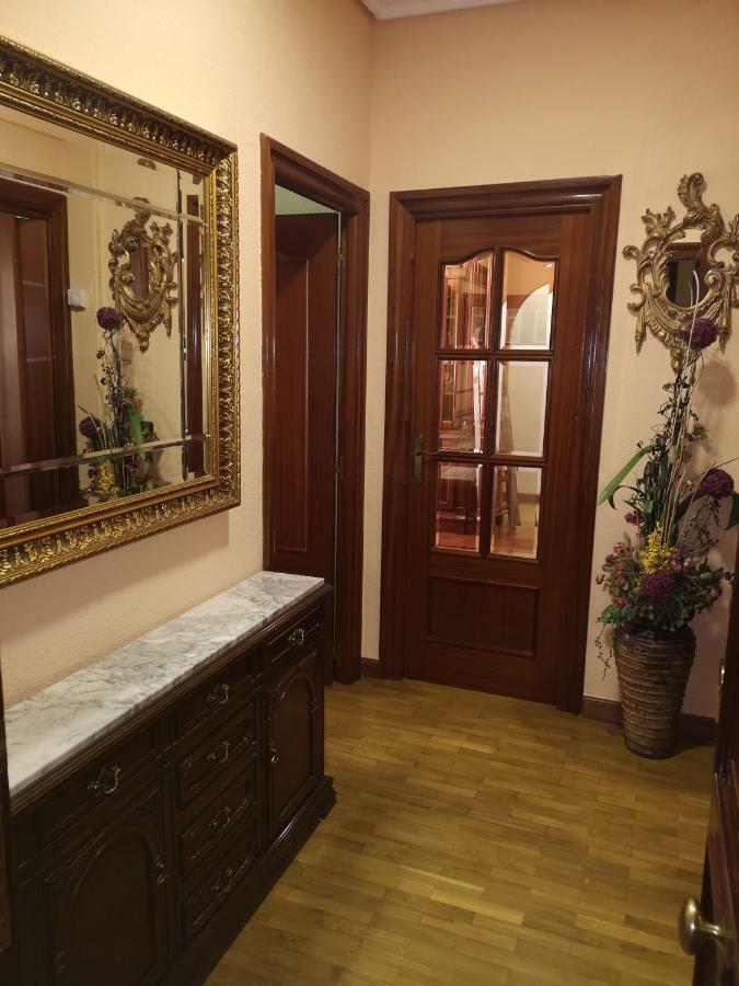 Apartamento GALLARZA con Parking Ezcaray Bagian luar foto